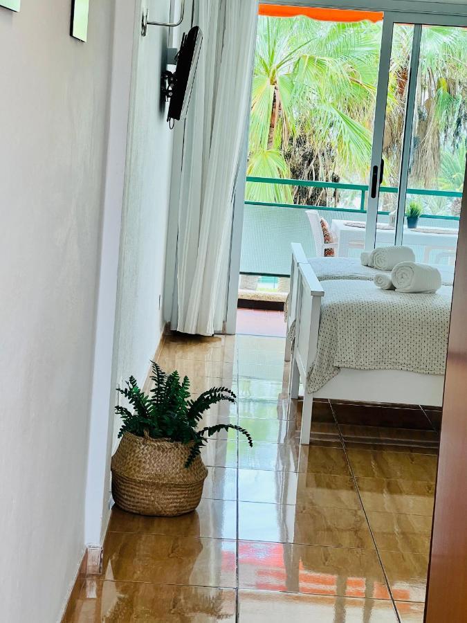 Comodoro Cristianos Beach Vivienda Vacacional Appartement Los Cristianos  Buitenkant foto